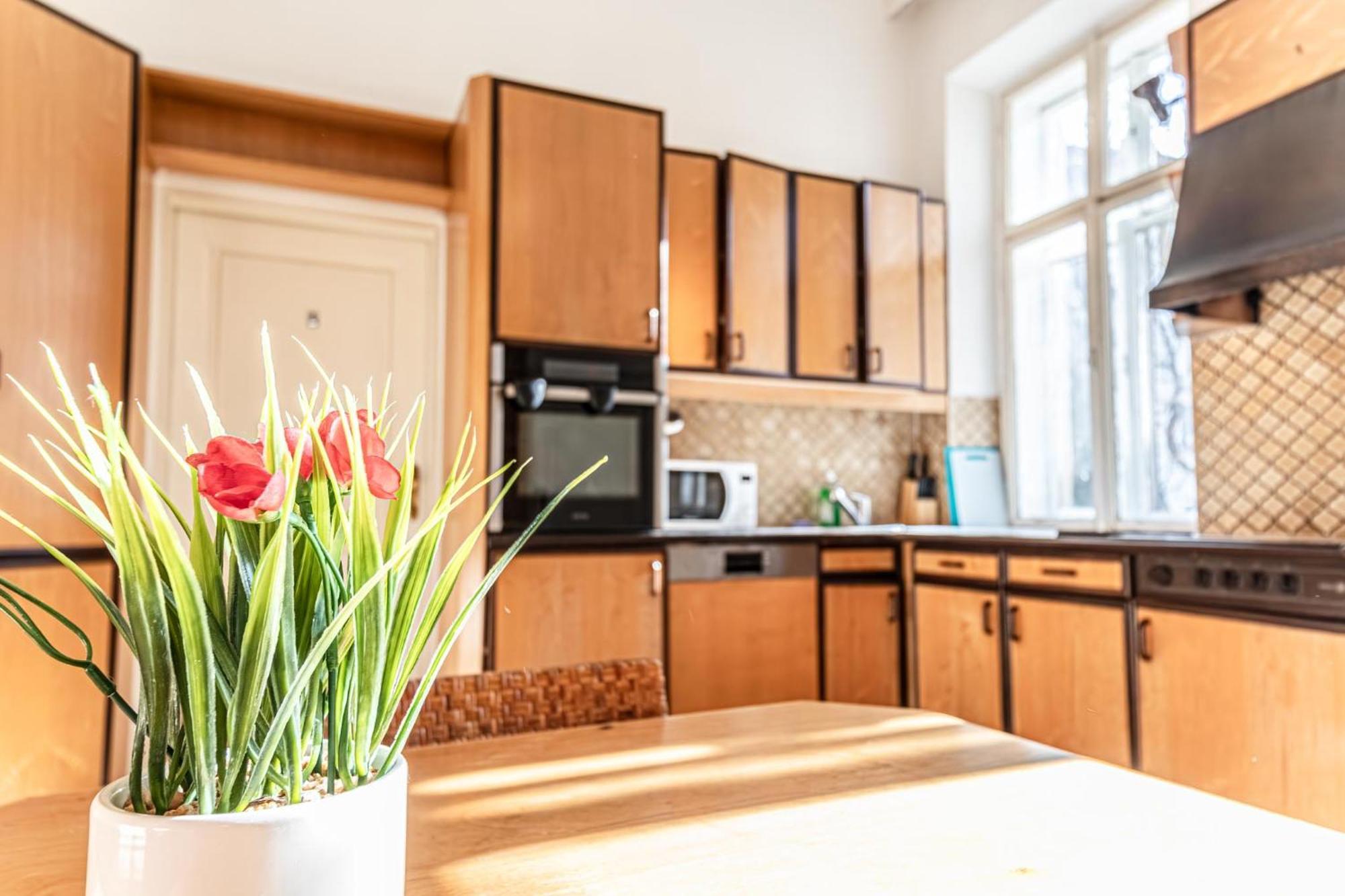 Very 4br Shared Ideal For Longstays, For 10p Appartamento *
