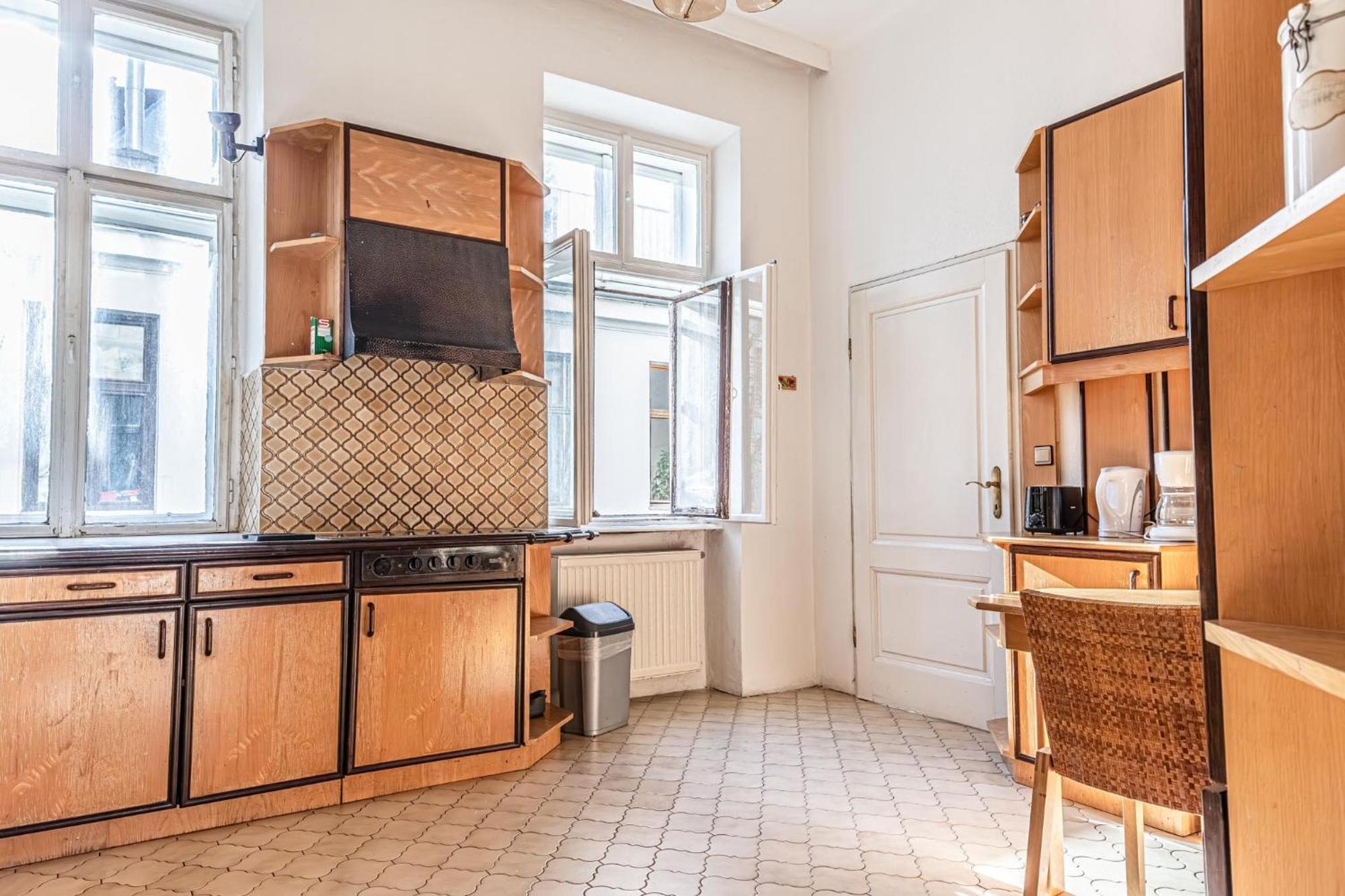 Very 4br Shared Ideal For Longstays, For 10p Appartamento *