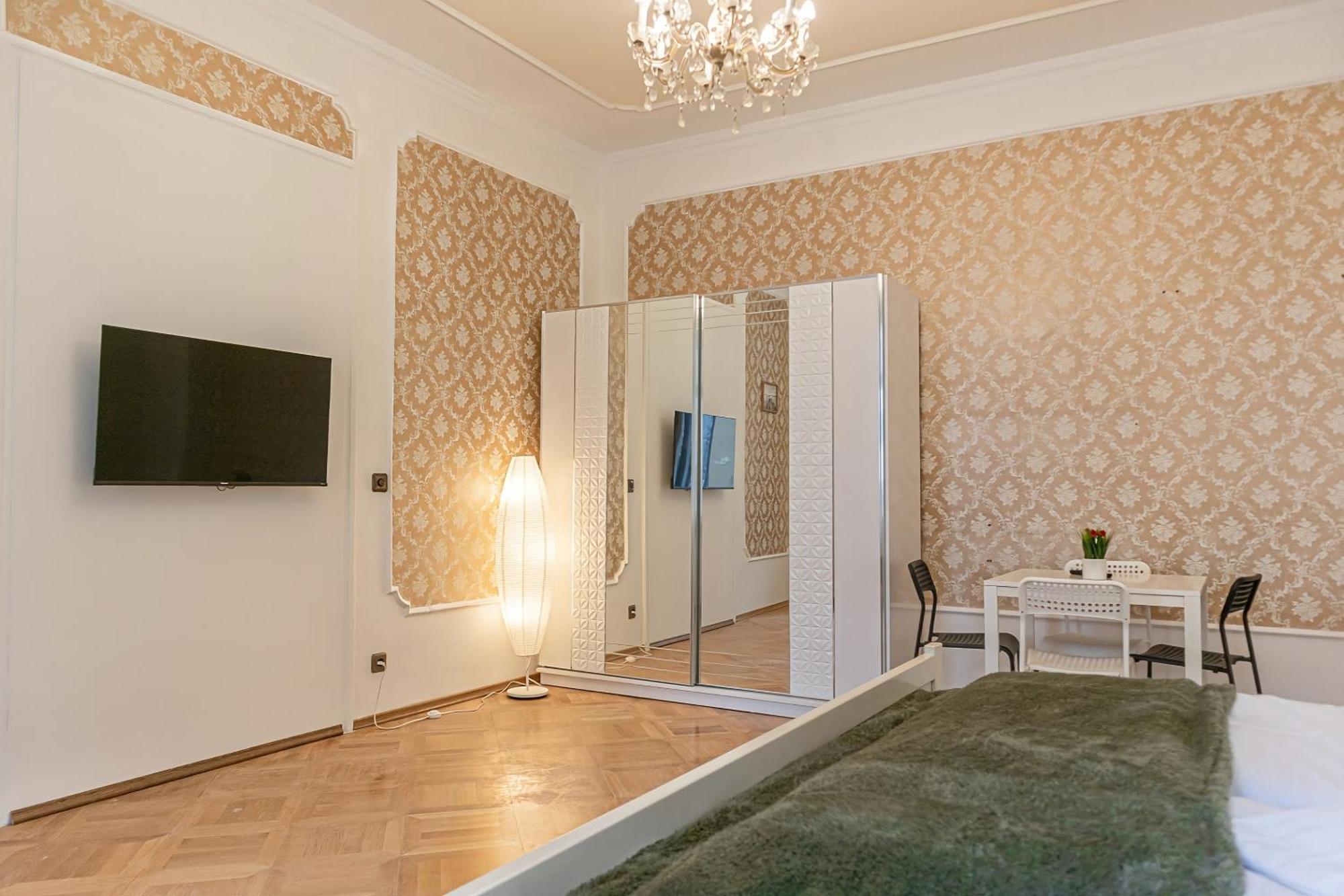 Appartamento Very 4br Shared Ideal For Longstays, For 10p