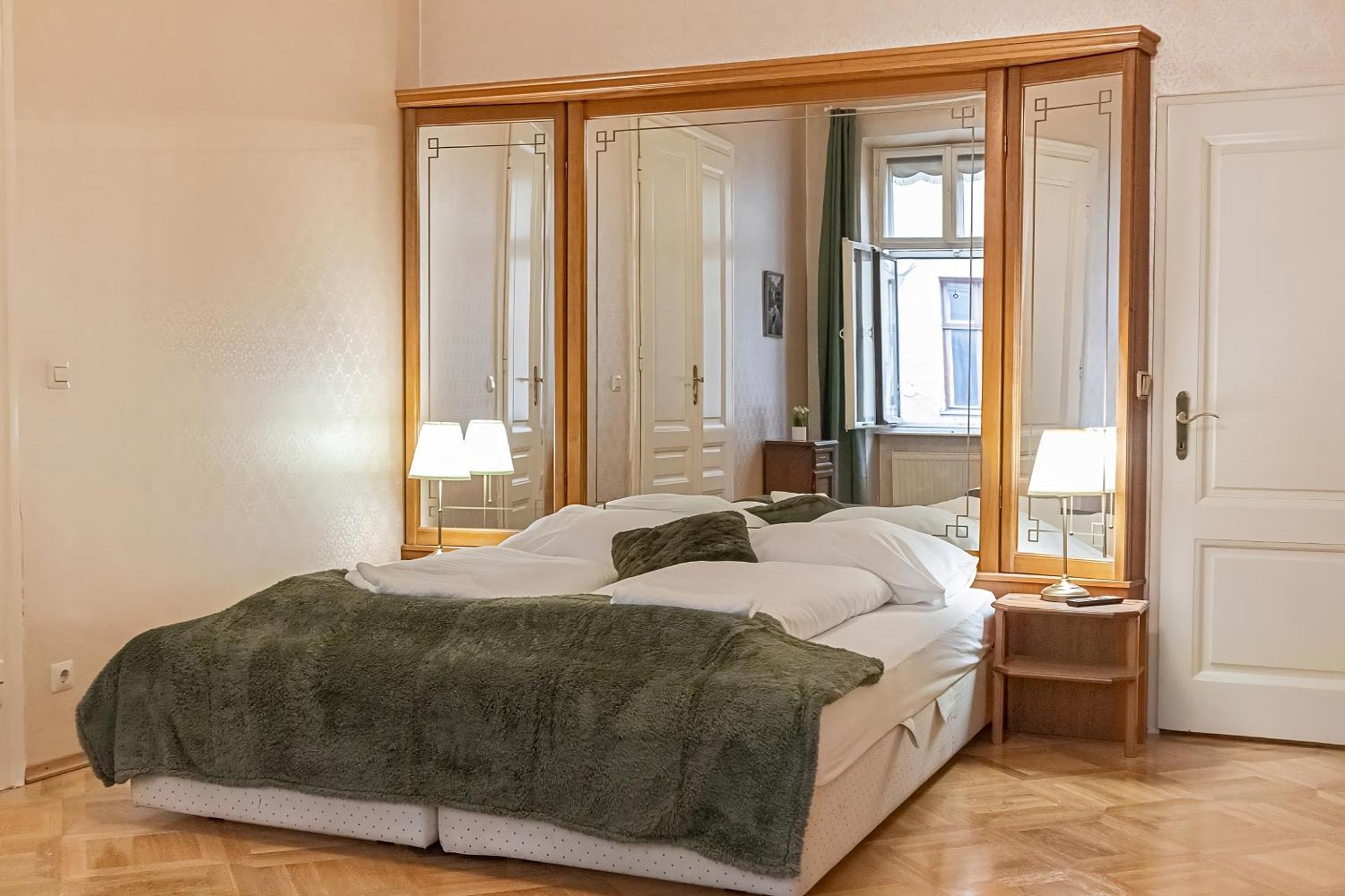 Very 4br Shared Ideal For Longstays, For 10p Appartamento